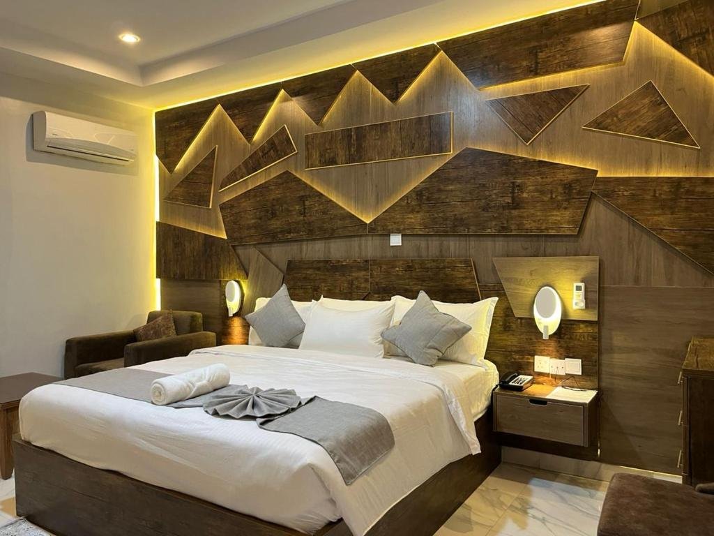 Luxurious Room